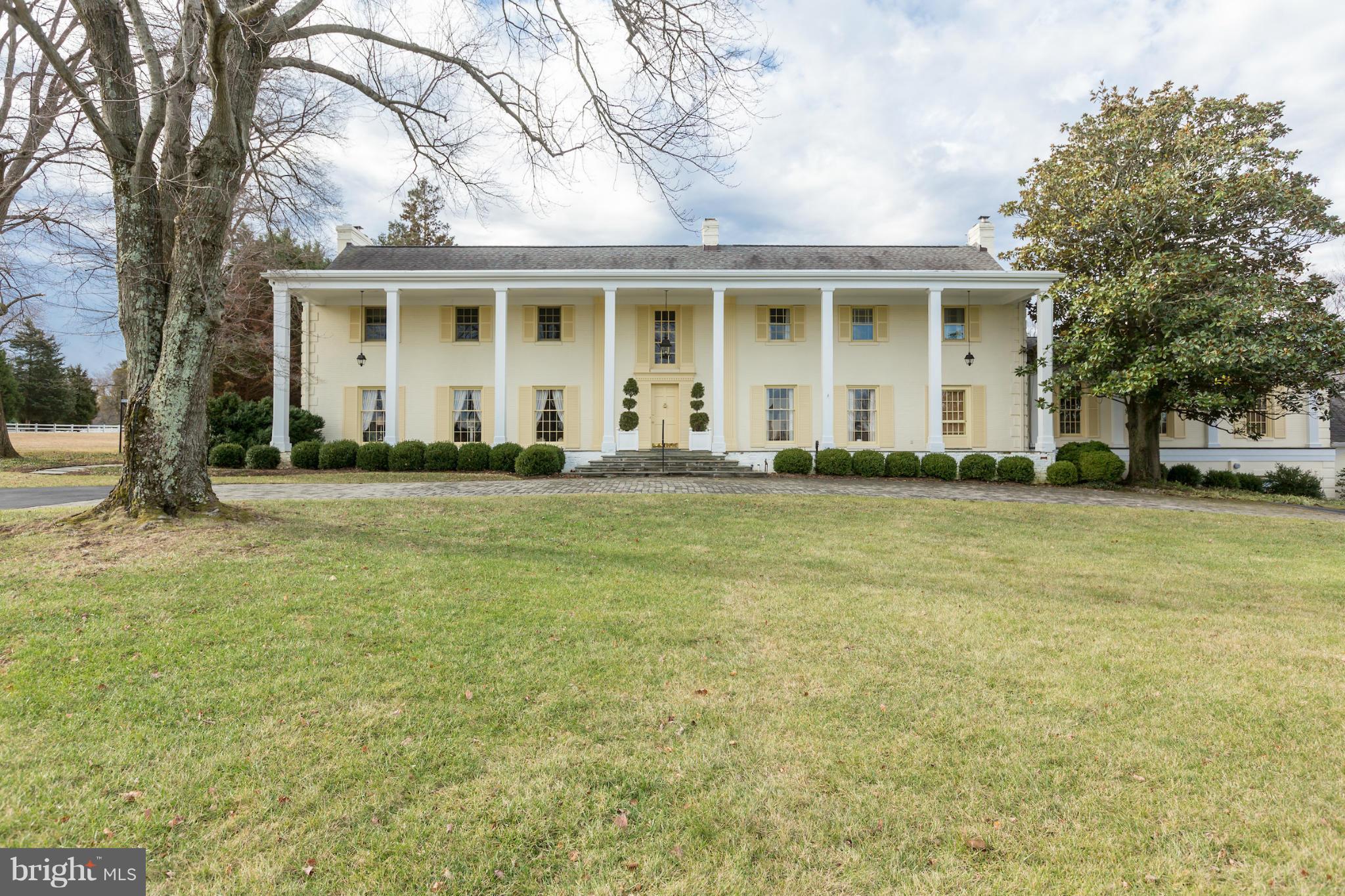 9490 River Road Potomac, MD 20854 - Photo 2 of 30 Front Exterior