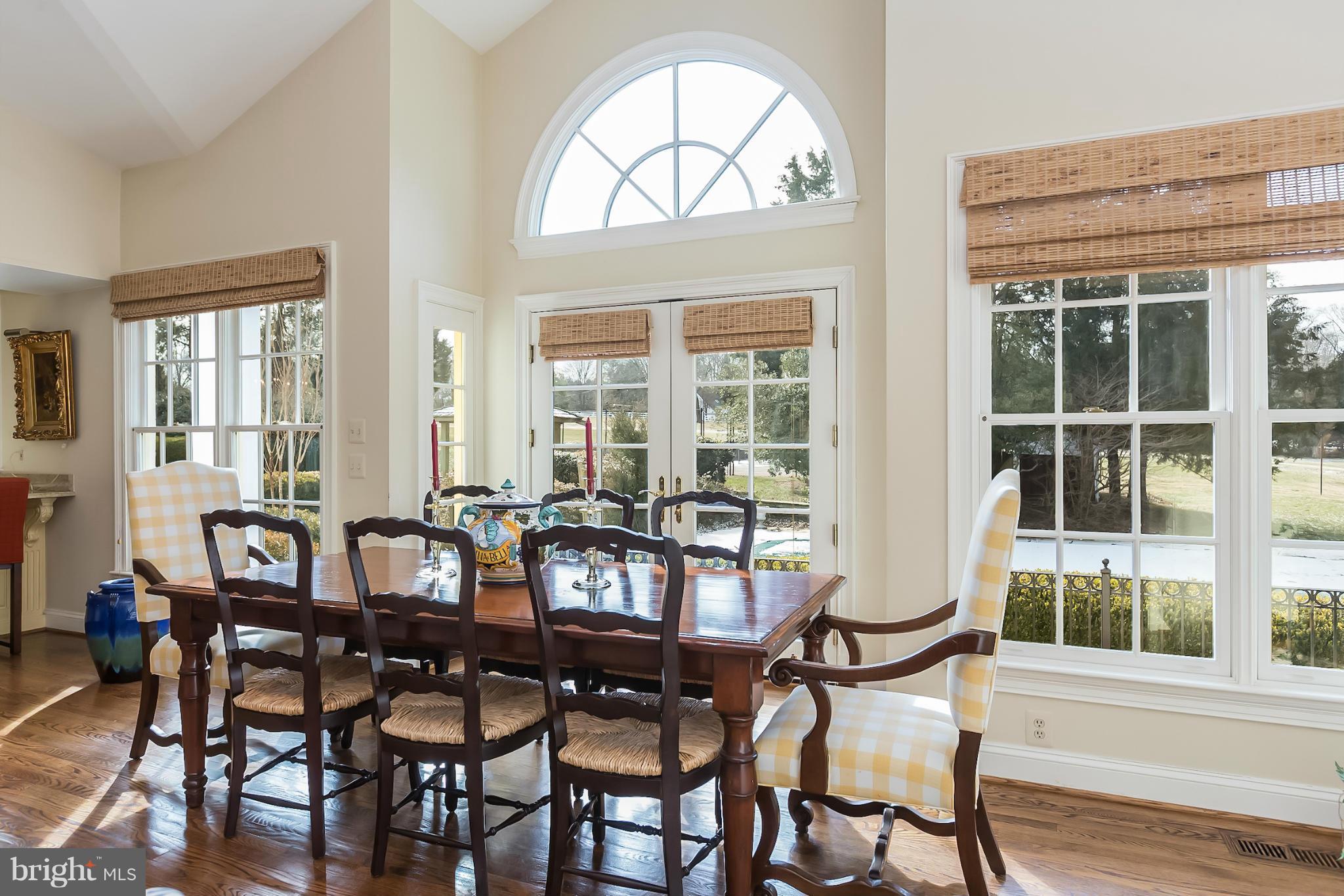 9490 River Road Potomac, MD 20854 - Photo 12 of 30 Breakfast Area