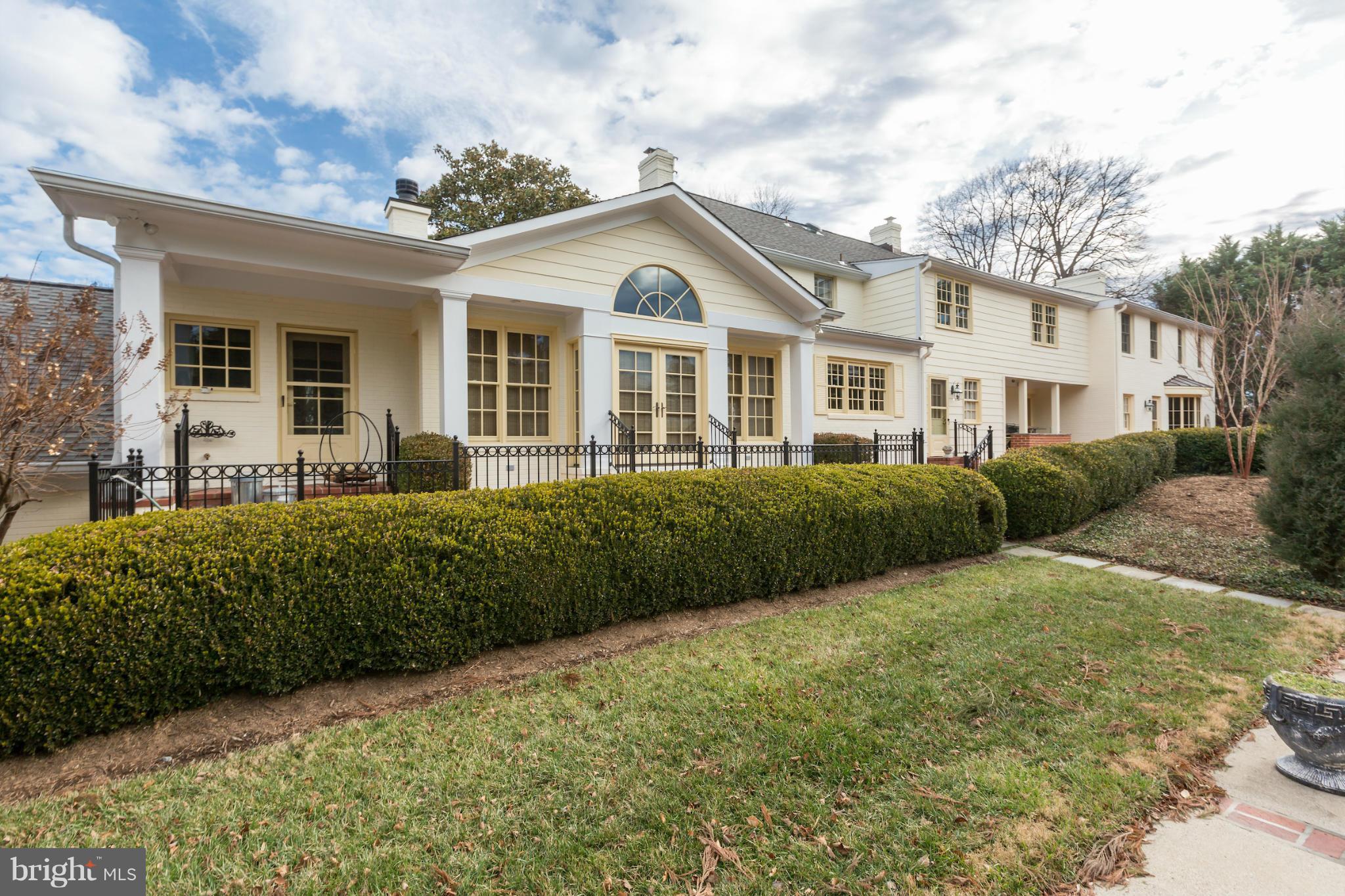 9490 River Road Potomac, MD 20854 - Photo 26 of 30 Rear Exterior