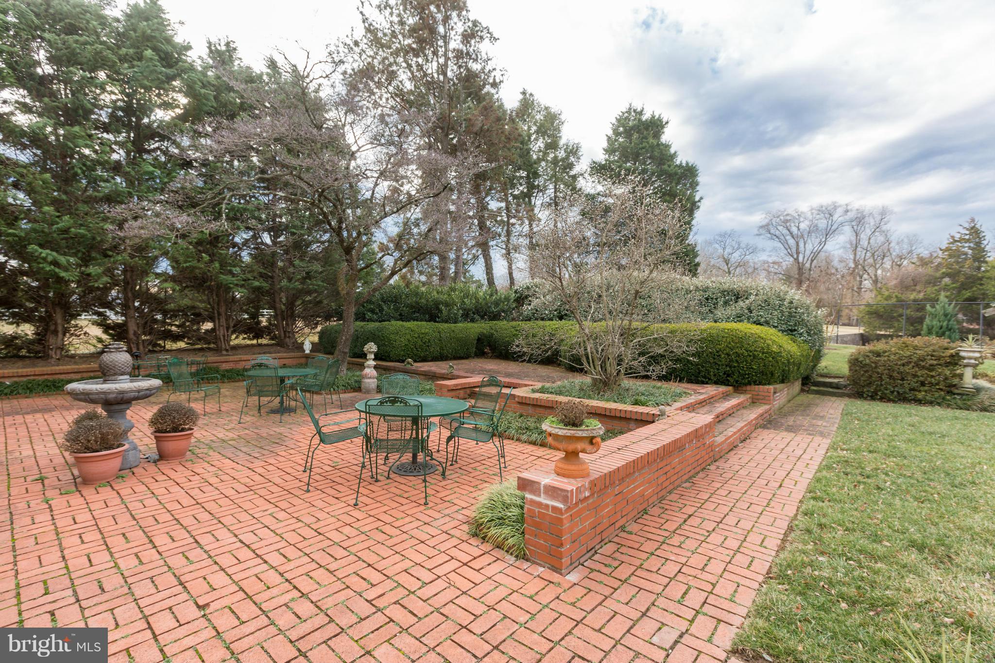 9490 River Road Potomac, MD 20854 - Photo 28 of 30 Terrace