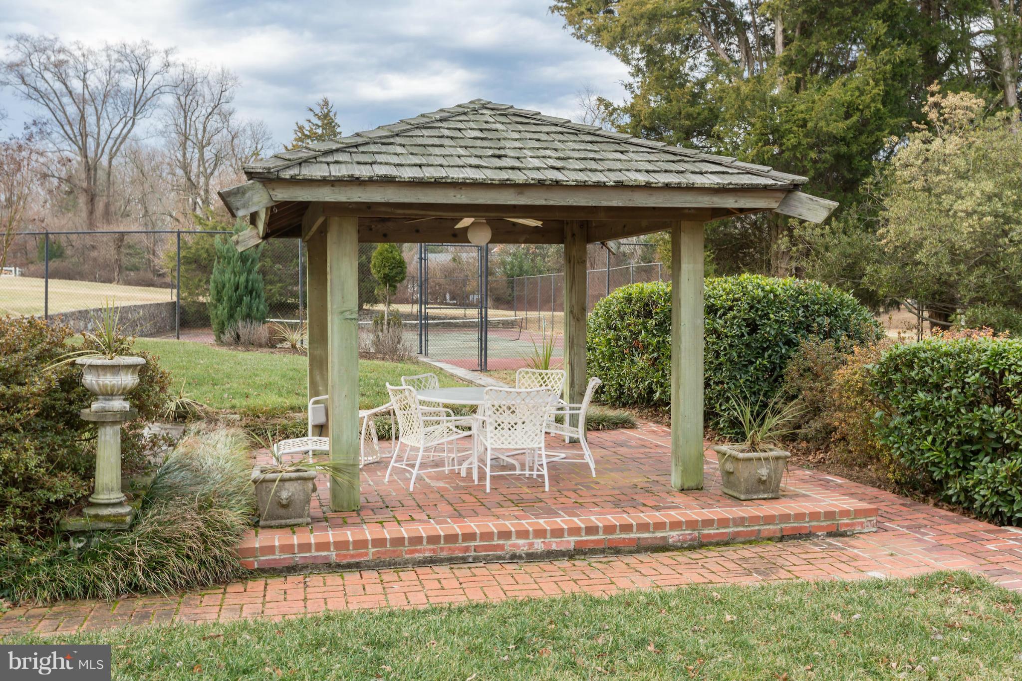 9490 River Road Potomac, MD 20854 - Photo 29 of 30 Gazebo