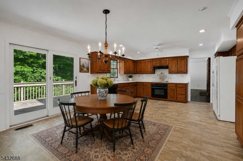 35 Manor Drive Bernards, NJ 07920 - Photo 10 of 46