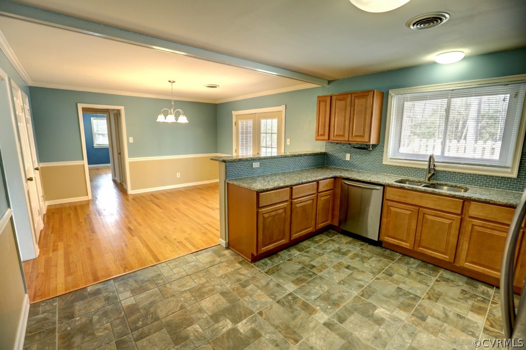 4110 Sheringham Road North Chesterfield, VA 23236 - Photo 6 of 23 Gallery Image 6