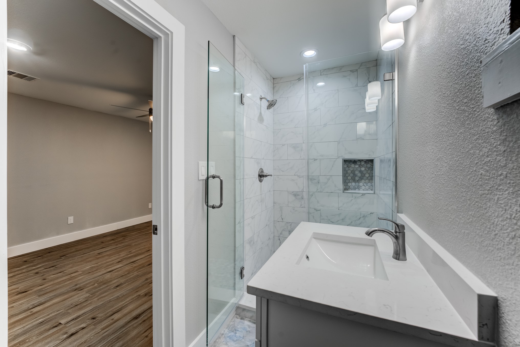 5535 Elm Spring Drive Houston, TX 77048 - Photo 25 of 39