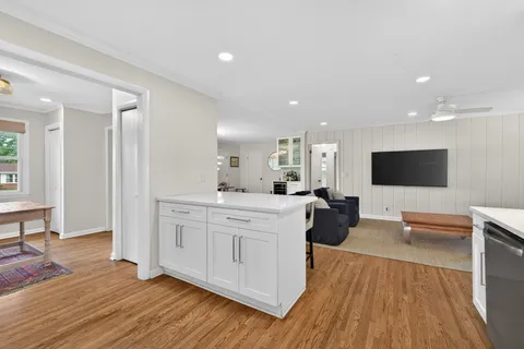 $665,000 | 2922 Fernbrook Lane, Nashville, TN 37214
