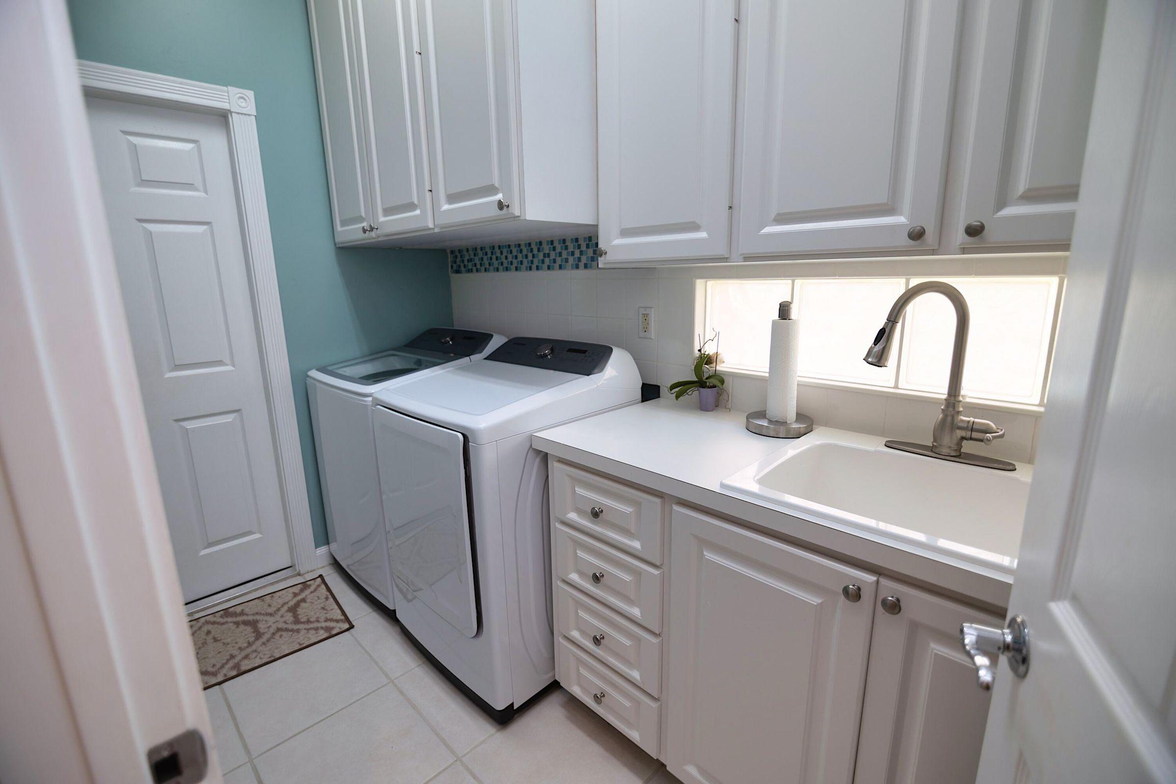 7803 Red River Road West Palm Beach, FL 33411 - Photo 26 of 52 laundry