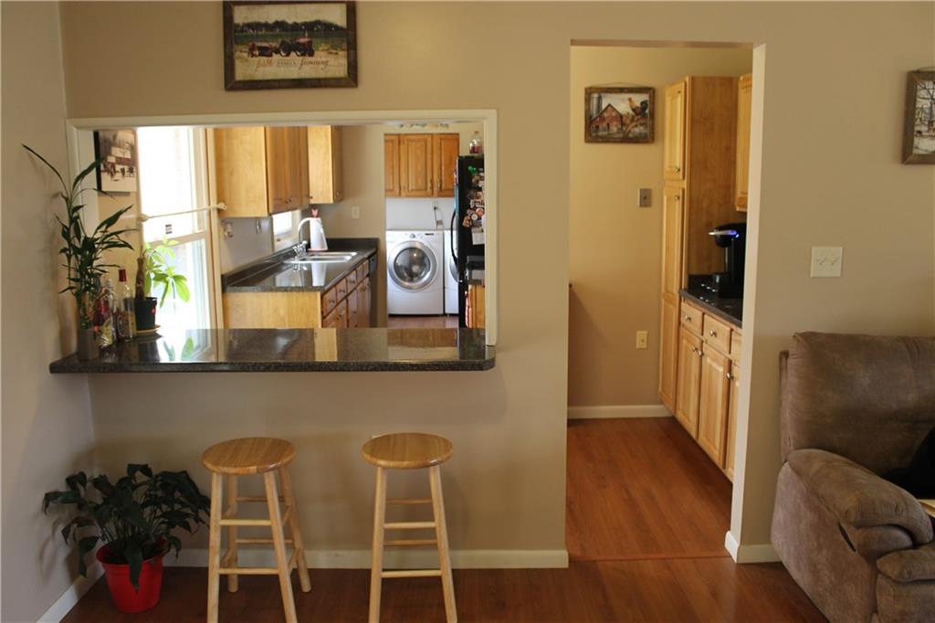 273 Hockey Road Tarrs, PA 15688 - Photo 7 of 17 kitchen bar