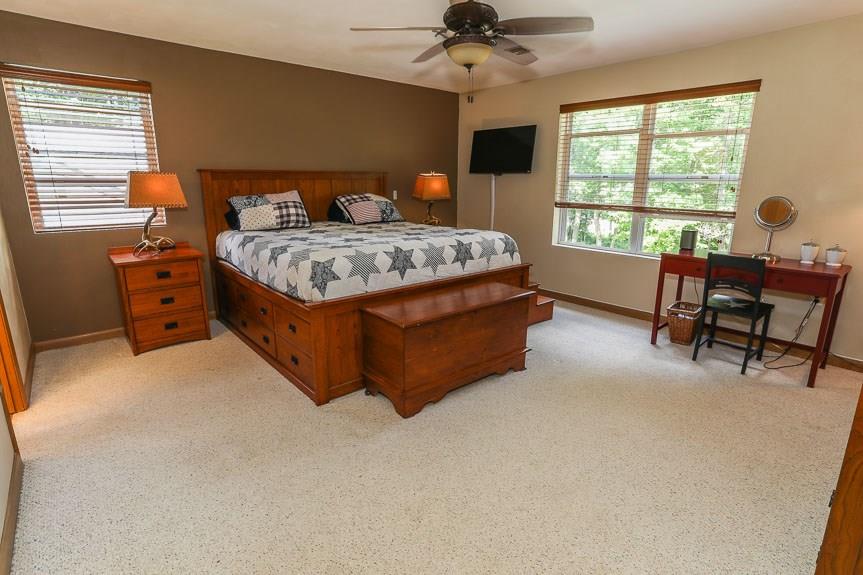 2405 South Ridge Lane Hidden Valley, PA 15502 - Photo 12 of 25 Gallery Image 12