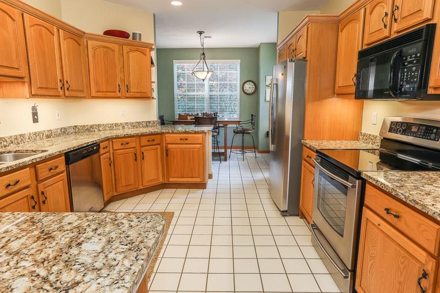 2405 South Ridge Lane Hidden Valley, PA 15502 - Photo 8 of 25 Gallery Image 8