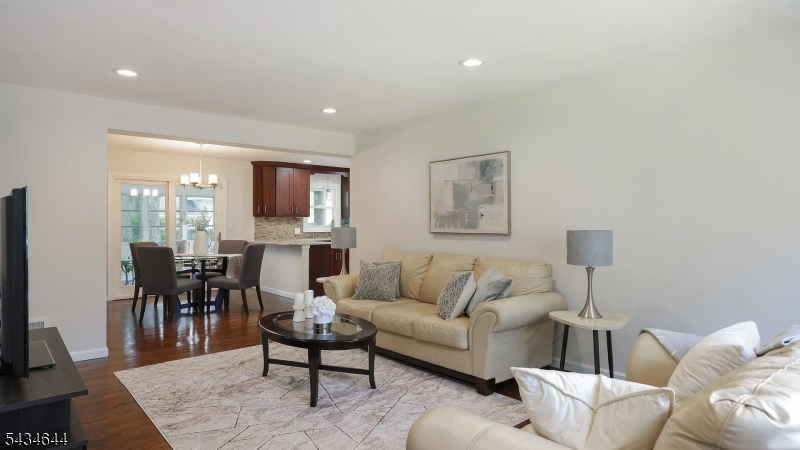 405 Martin Road Union, NJ 07083 - Photo 6 of 41