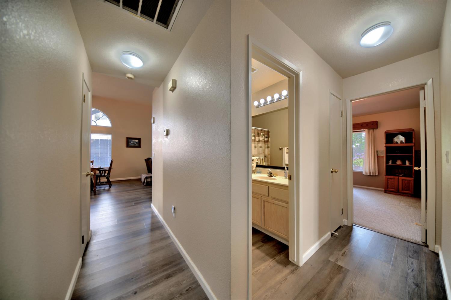 1007 Lourence Drive Tracy, CA 95376 - Photo 24 of 44
