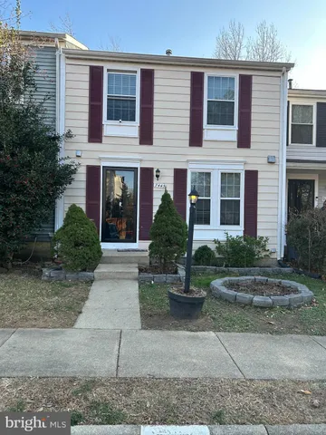 $2,900 | 7445 Aspenpark Road, Lorton, VA 22079
