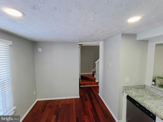 $2,700 | 7445 Aspenpark Road, Lorton, VA 22079