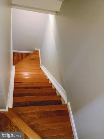 $2,700 | 7445 Aspenpark Road, Lorton, VA 22079