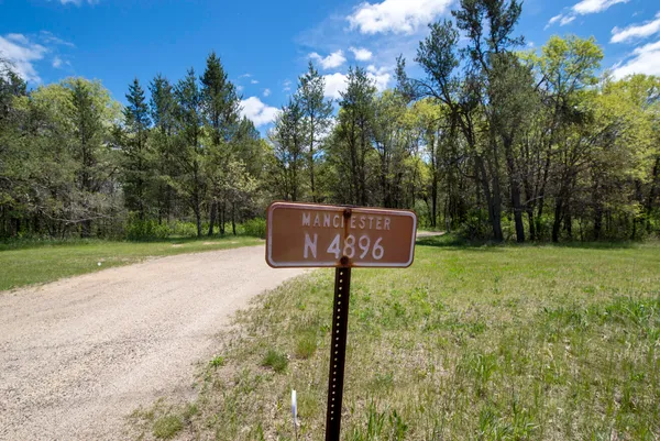 $880,000 | N4896 Highway 27, Manchester, WI 54615
