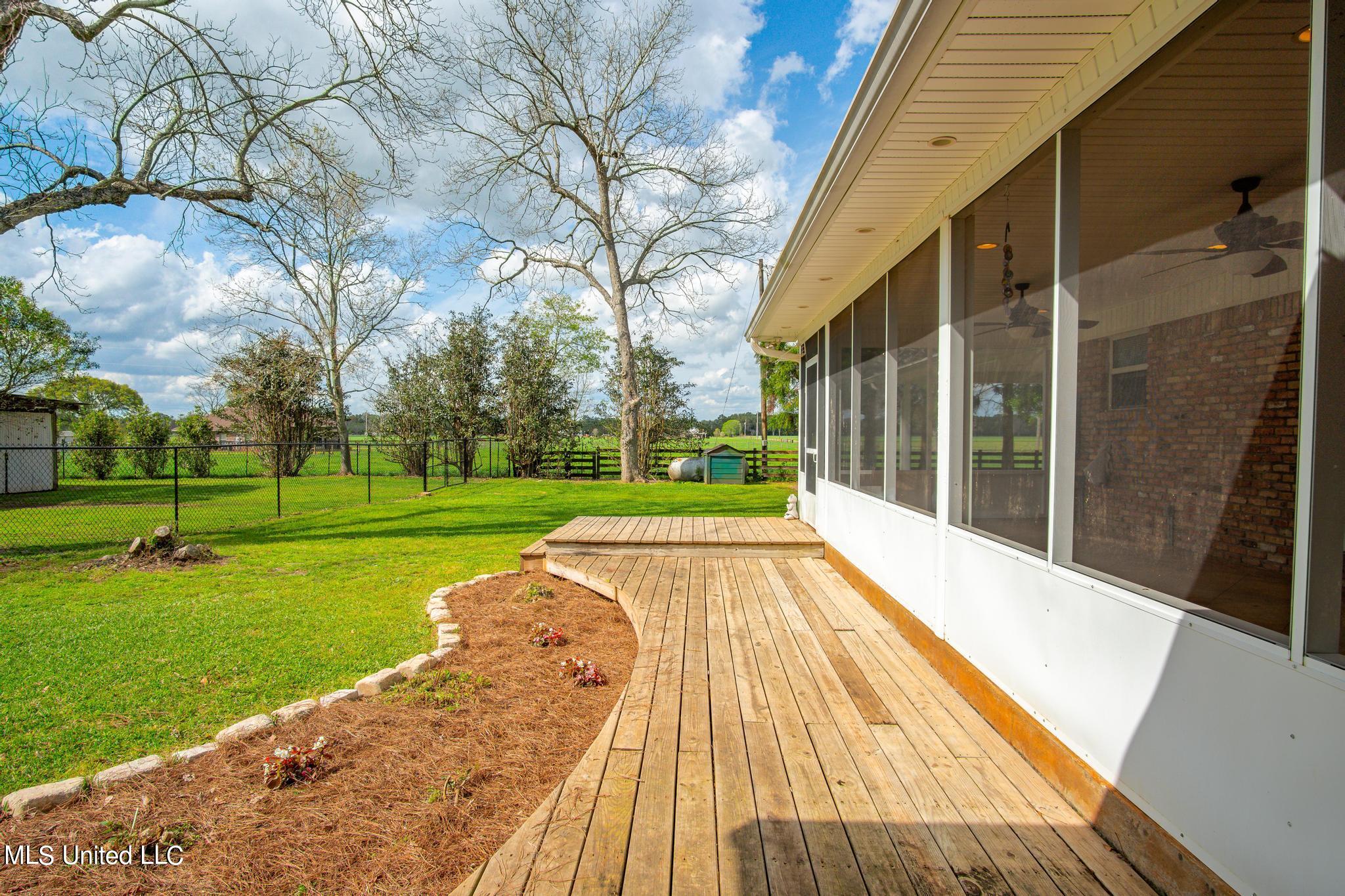 26301 State Line Road Lucedale, MS 39452 - Photo 28 of 39 26301 State Line Road-28
