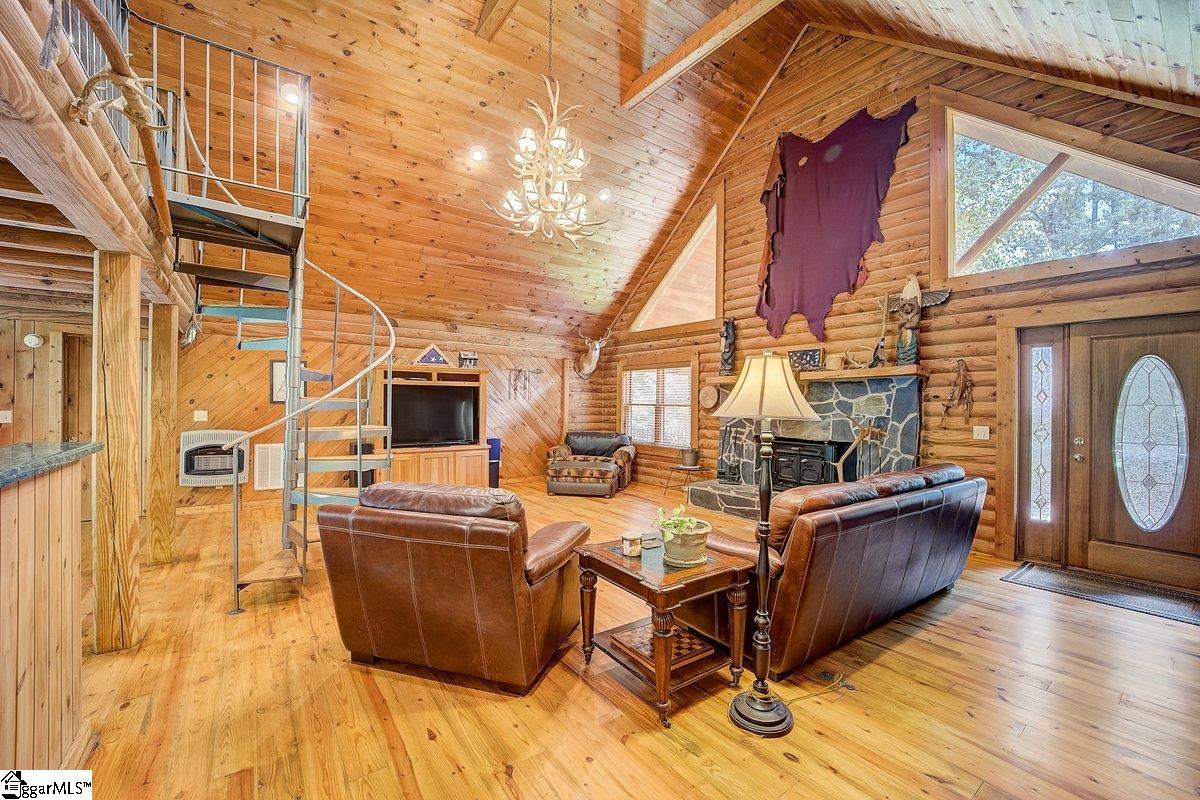 595 Rabbit Road Travelers Rest, SC 29690 - Photo 2 of 36