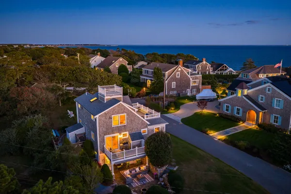 $2,195,000 | 9 Wadsworth Road, South Chatham, MA 02659