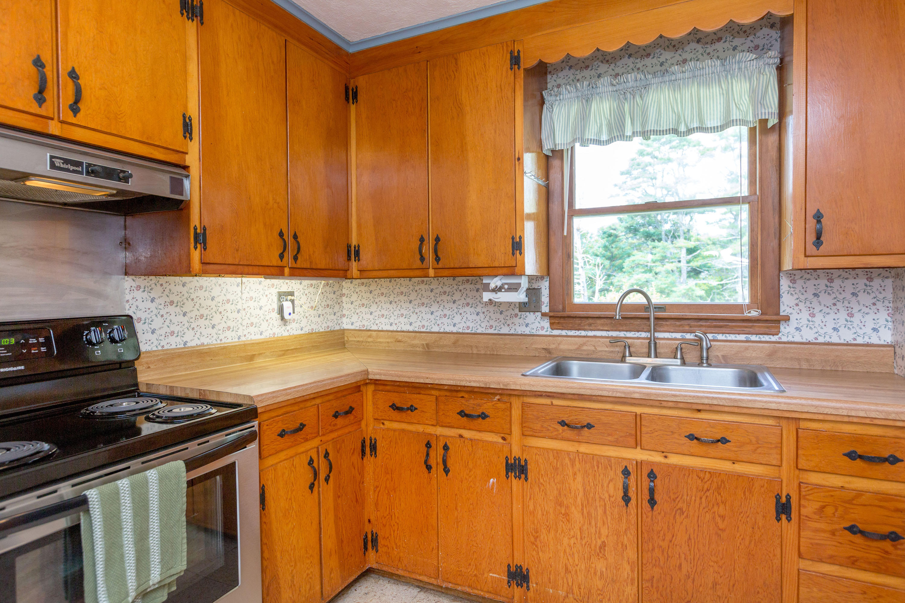 541 Birch Point Road Wiscasset, ME 04578 - Photo 17 of 72 Birch Point_Dunbar_12