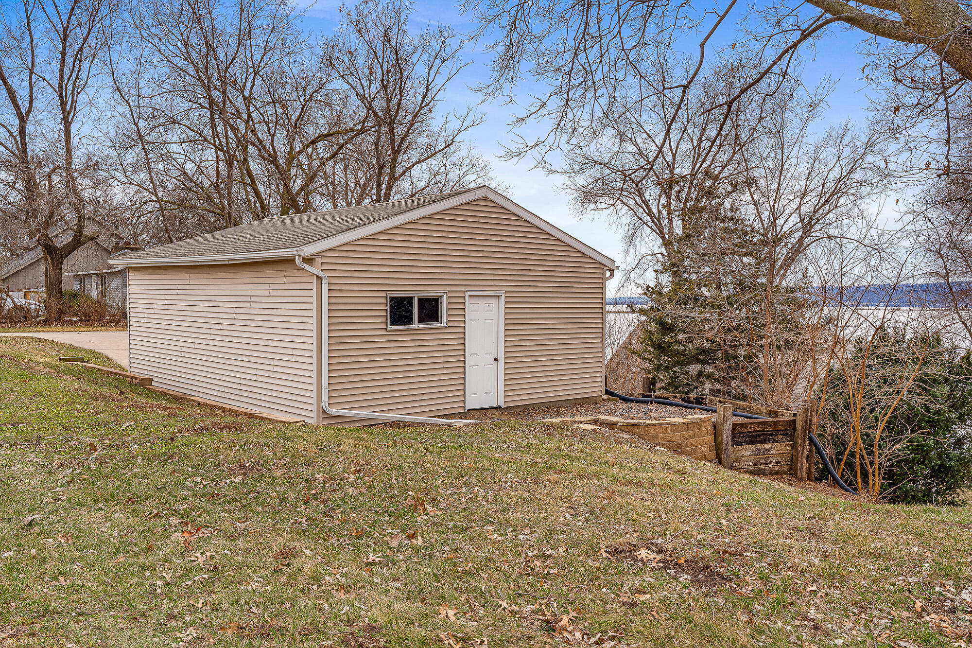 W7671 County Rd ZB Onalaska, WI 54650 - Photo 33 of 36 Exterior