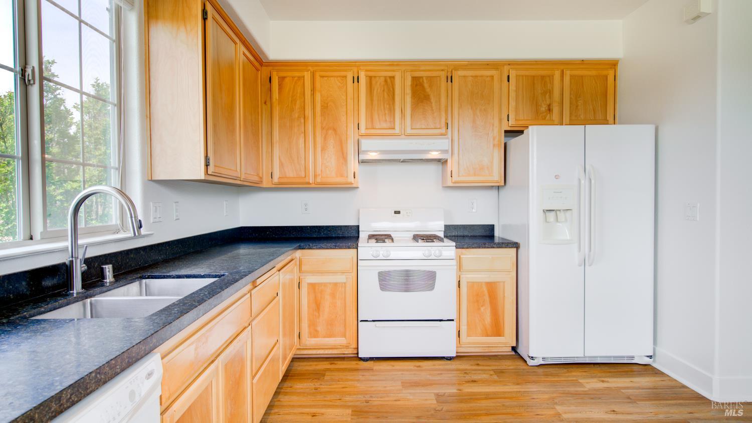 1436-1438 Trombetta Street Santa Rosa, CA 95407 - Photo 30 of 34 ADU KITCHEN