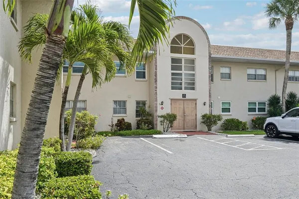 $149,000 | 2727 75th Street West, Unit 7A14, Bradenton, FL 34209