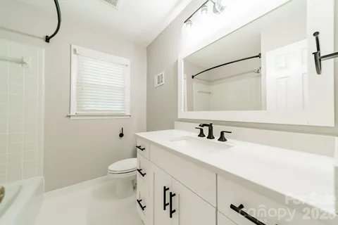 $679,000 | 7101 Sherbourne Drive, Charlotte, NC 28210