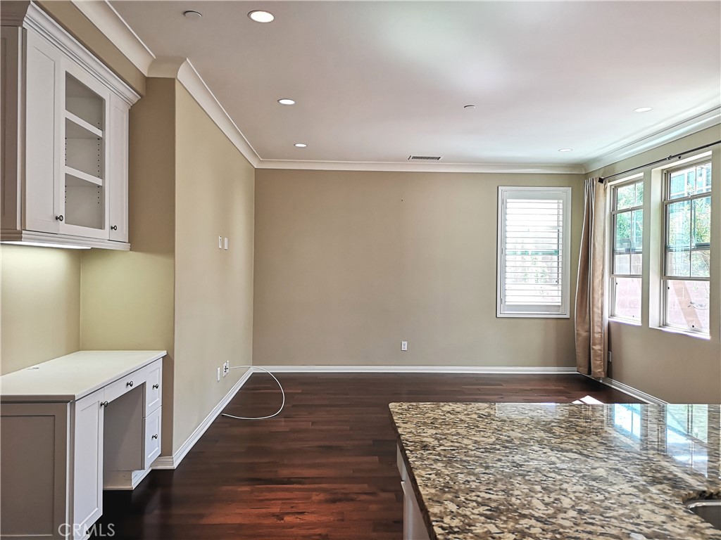 106 Pendant Irvine, CA 92620 - Photo 6 of 19