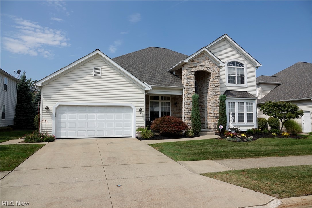 318 Burwick Road Cleveland, OH 44143 - Photo 3 of 25 Gallery Image 3