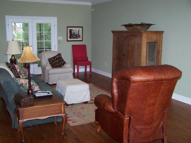 8886 Lake View Drive Fairhope, AL 36532 - Photo 6 of 19 Living Room