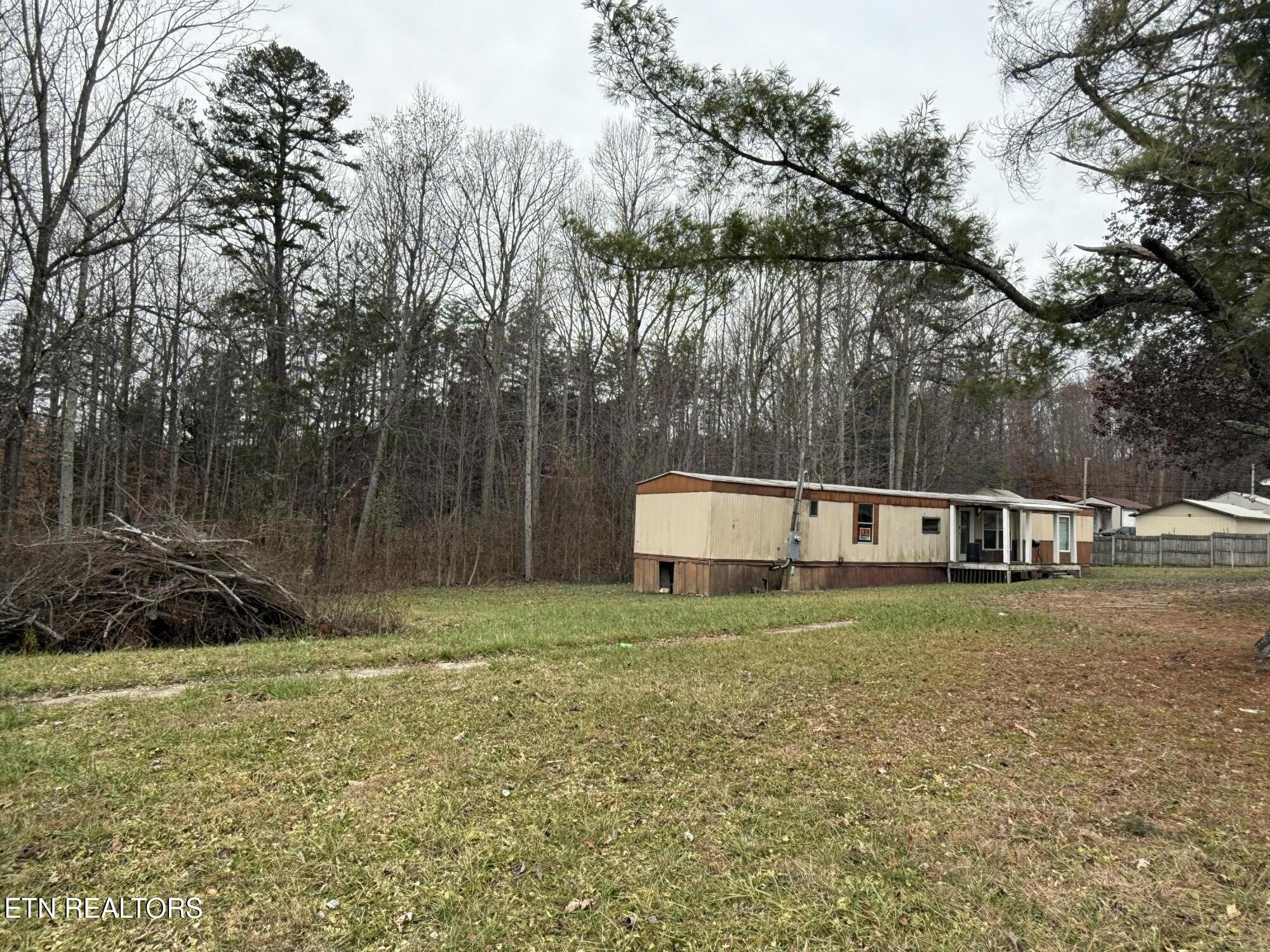 1014 Kennedy Road Jamestown, TN 38556 - Photo 2 of 8 IMG_0380