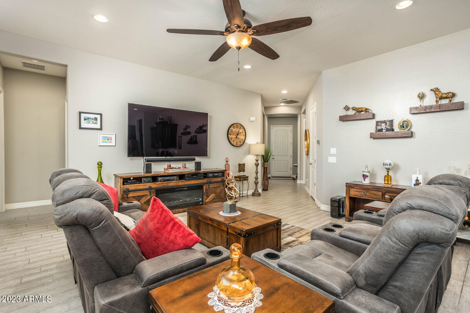 42229 West Cribbage Road Maricopa, AZ 85138 - Photo 7 of 60 06_Cre8MyMediacom06_mls