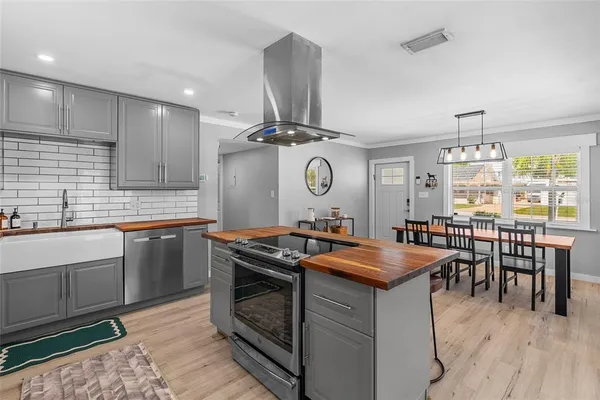 $530,000 | 3412 West Bay Avenue, Tampa, FL 33611