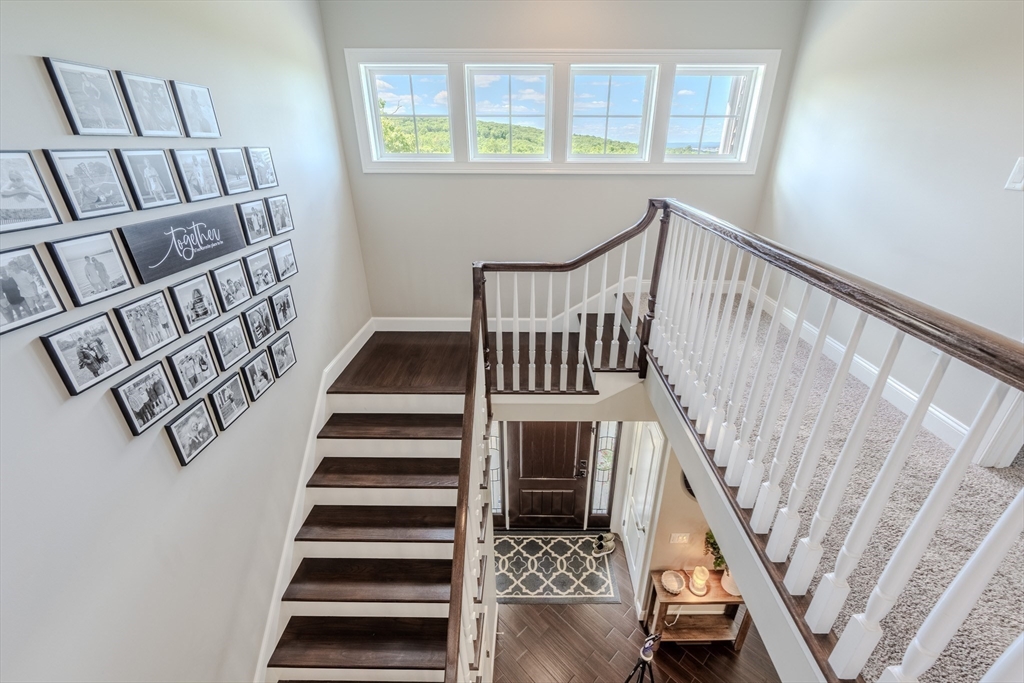 110 Munsing Ridge Granby, MA 01033 - Photo 19 of 36