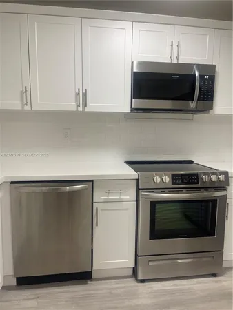 $2,800 | 12955 Southwest 66th Lane, Unit 2032, Miami, FL 33183