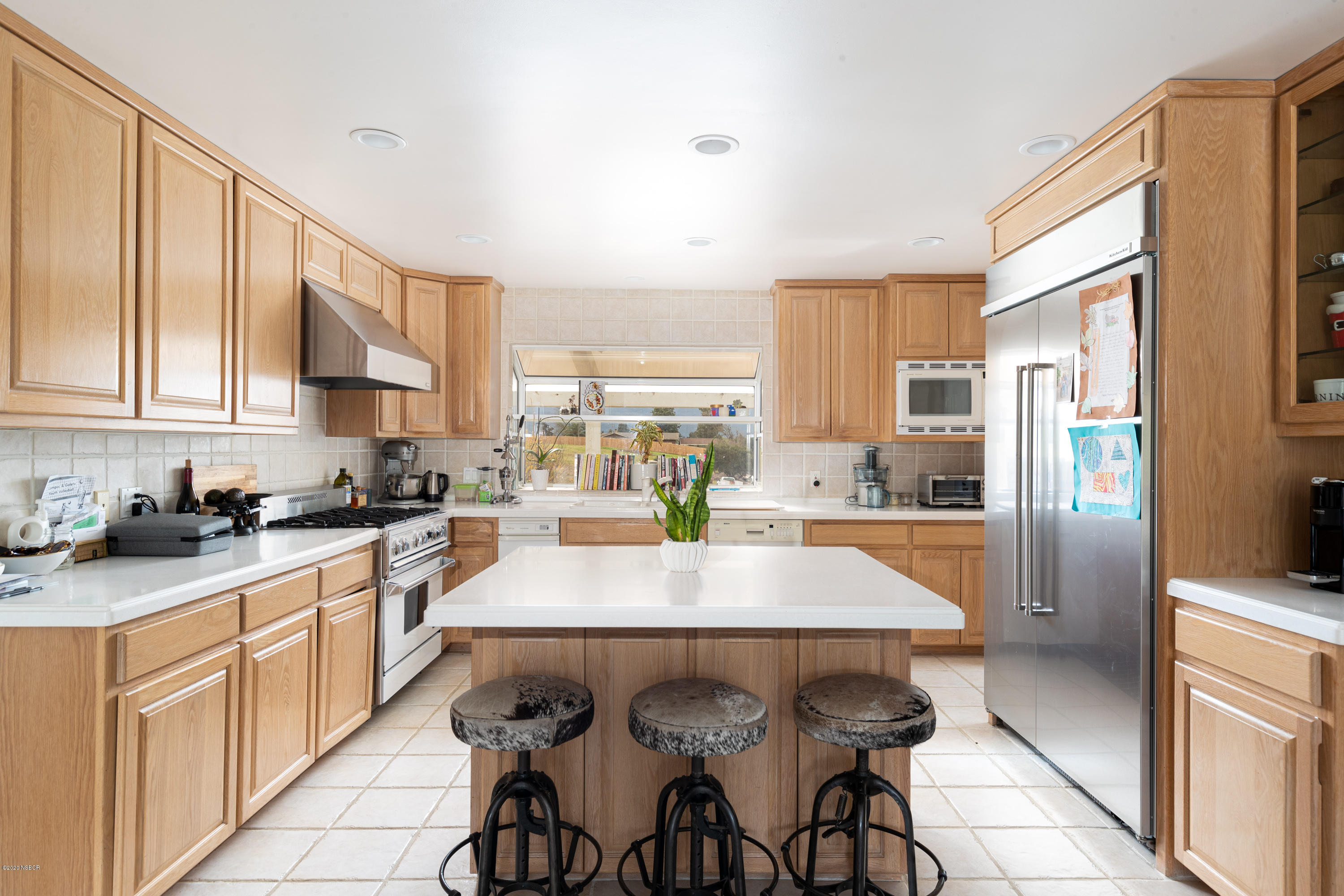 1489 Meadowvale Road Santa Ynez, CA 93460 - Photo 4 of 16 1489 Meadowvale web-20