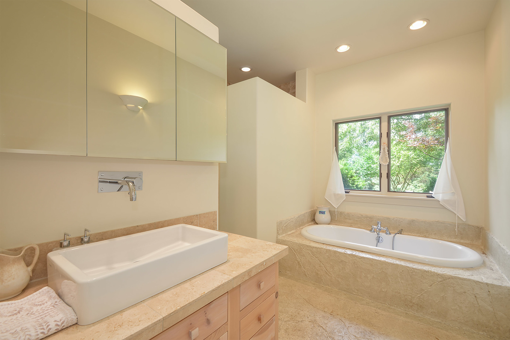 823 Milton Road Inverness, IL 60067 - Photo 12 of 30