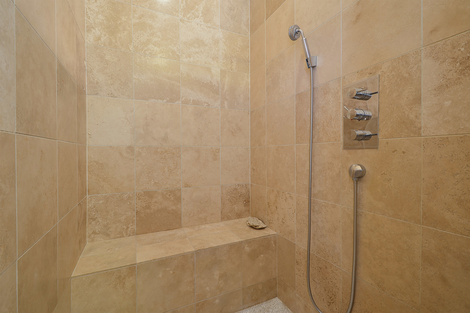 823 Milton Road Inverness, IL 60067 - Photo 13 of 30
