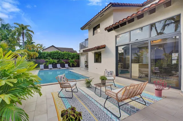 $1,374,000 | 13740 Southwest 18th Street, Miami, FL 33175