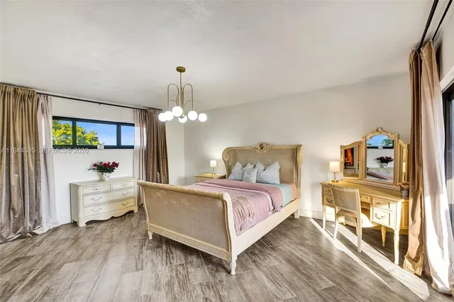 $1,374,000 | 13740 Southwest 18th Street, Miami, FL 33175