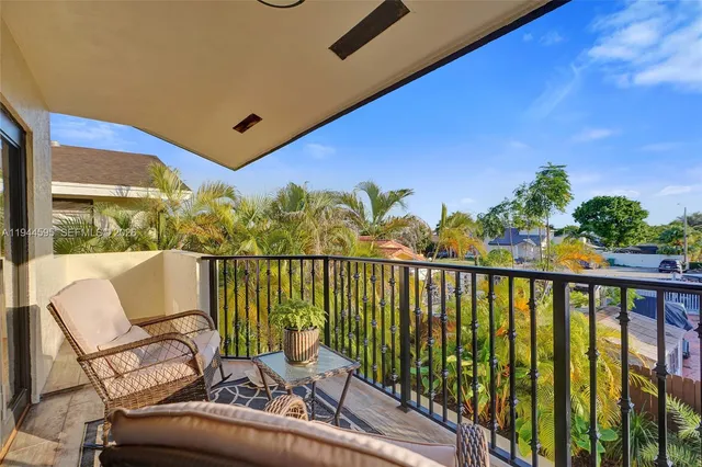 $1,374,000 | 13740 Southwest 18th Street, Miami, FL 33175