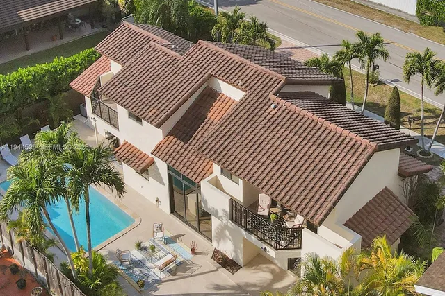 $1,374,000 | 13740 Southwest 18th Street, Miami, FL 33175