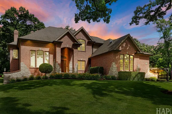 $849,900 | 2601 Rolling Oaks Road, Spring Grove, IL 60081