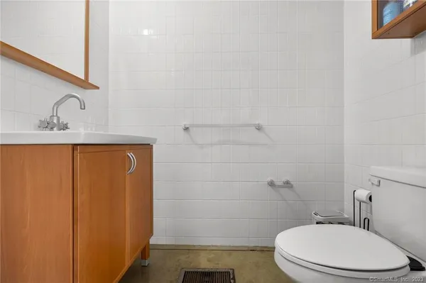 $2,500 | 10 Ann Street, Unit 102, Norwalk, CT 06854