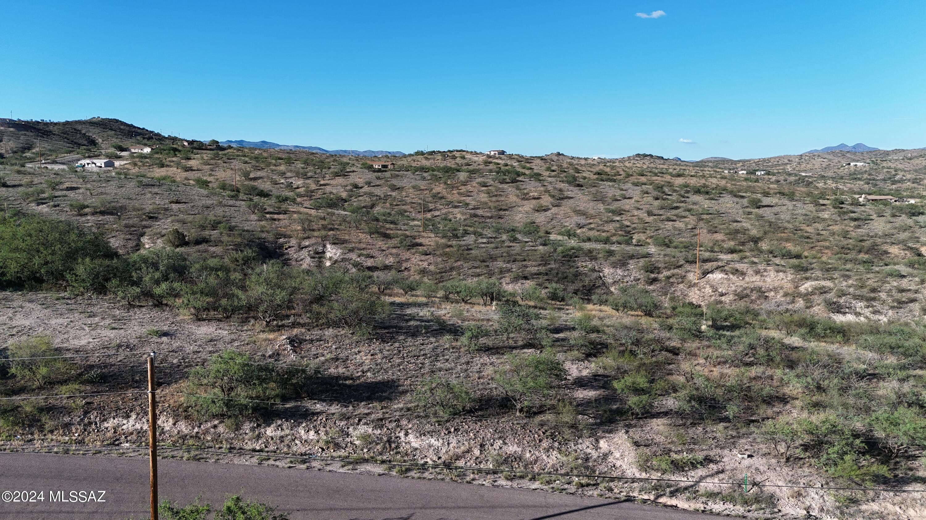 1021 Calle Cumpas, Unit 27 Rio Rico, AZ 85648 - Photo 5 of 13