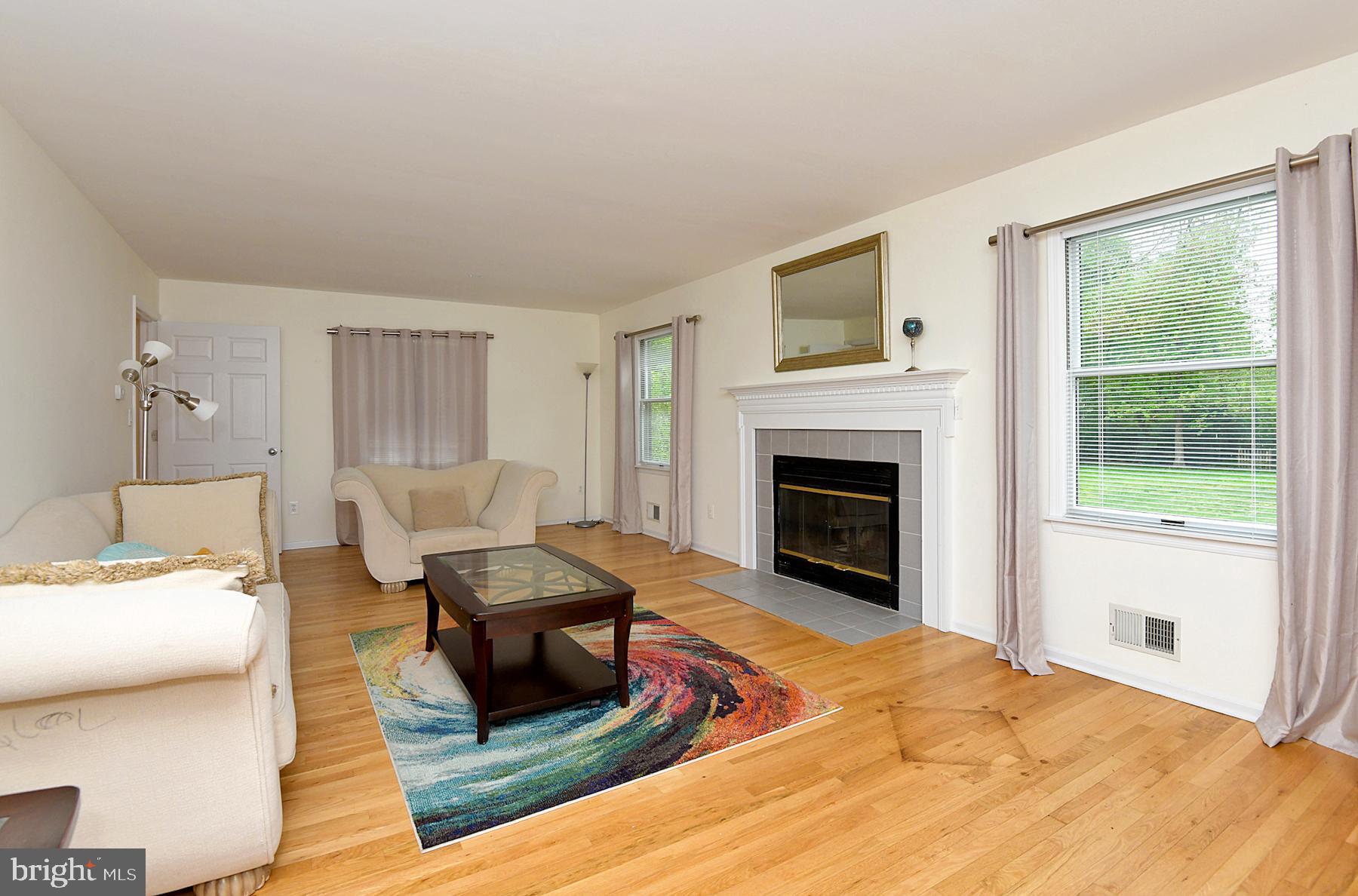 106 Washington Road Princeton Junction, NJ 08550 - Photo 3 of 21