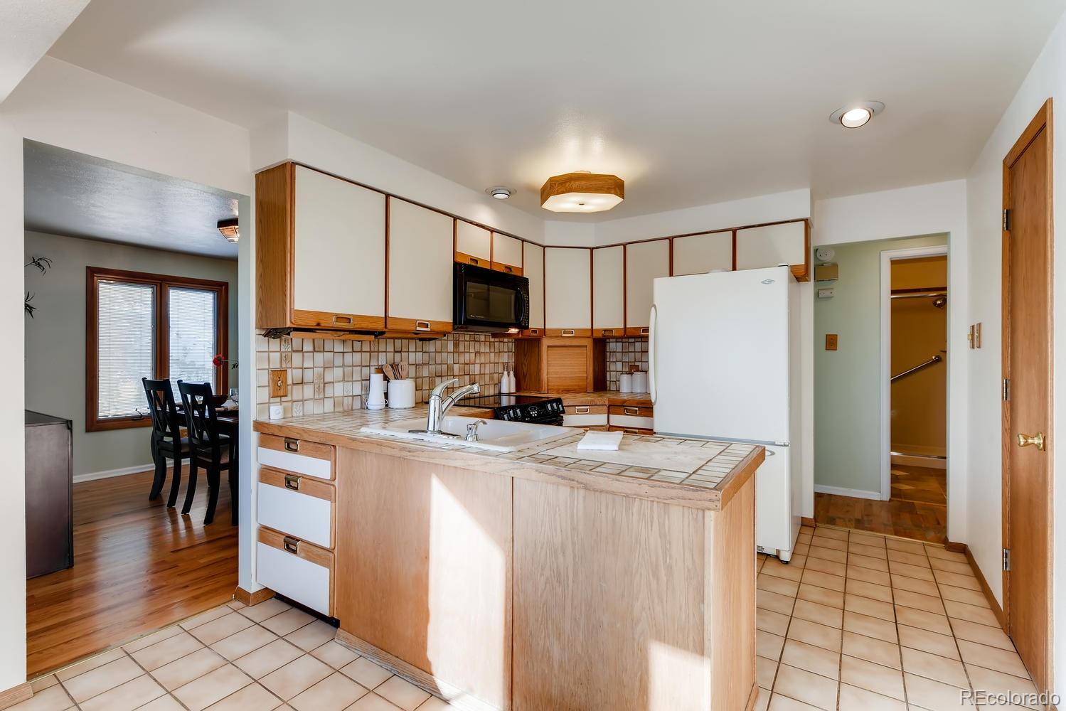 3760 Tabor Court Wheat Ridge, CO 80033 - Photo 12 of 37 Gallery Image 12