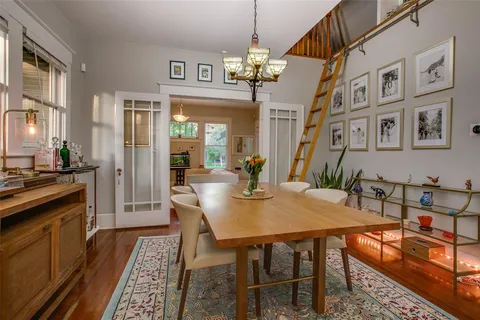 $519,000 | 307 South Rosemont Avenue, Dallas, TX 75208