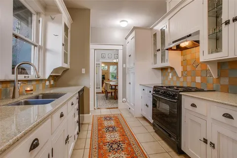 $519,000 | 307 South Rosemont Avenue, Dallas, TX 75208