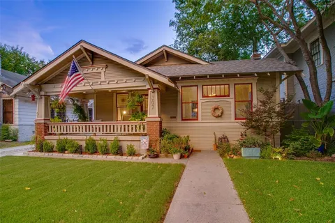 $519,000 | 307 South Rosemont Avenue, Dallas, TX 75208
